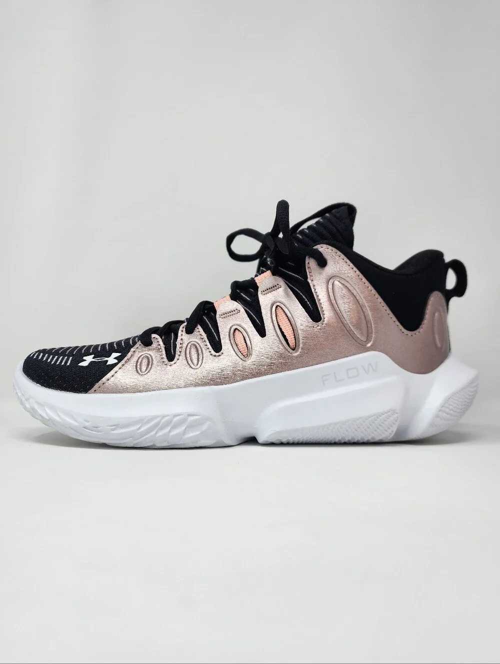 Under Armour Flow Breakthru-4 Basketball Shoes